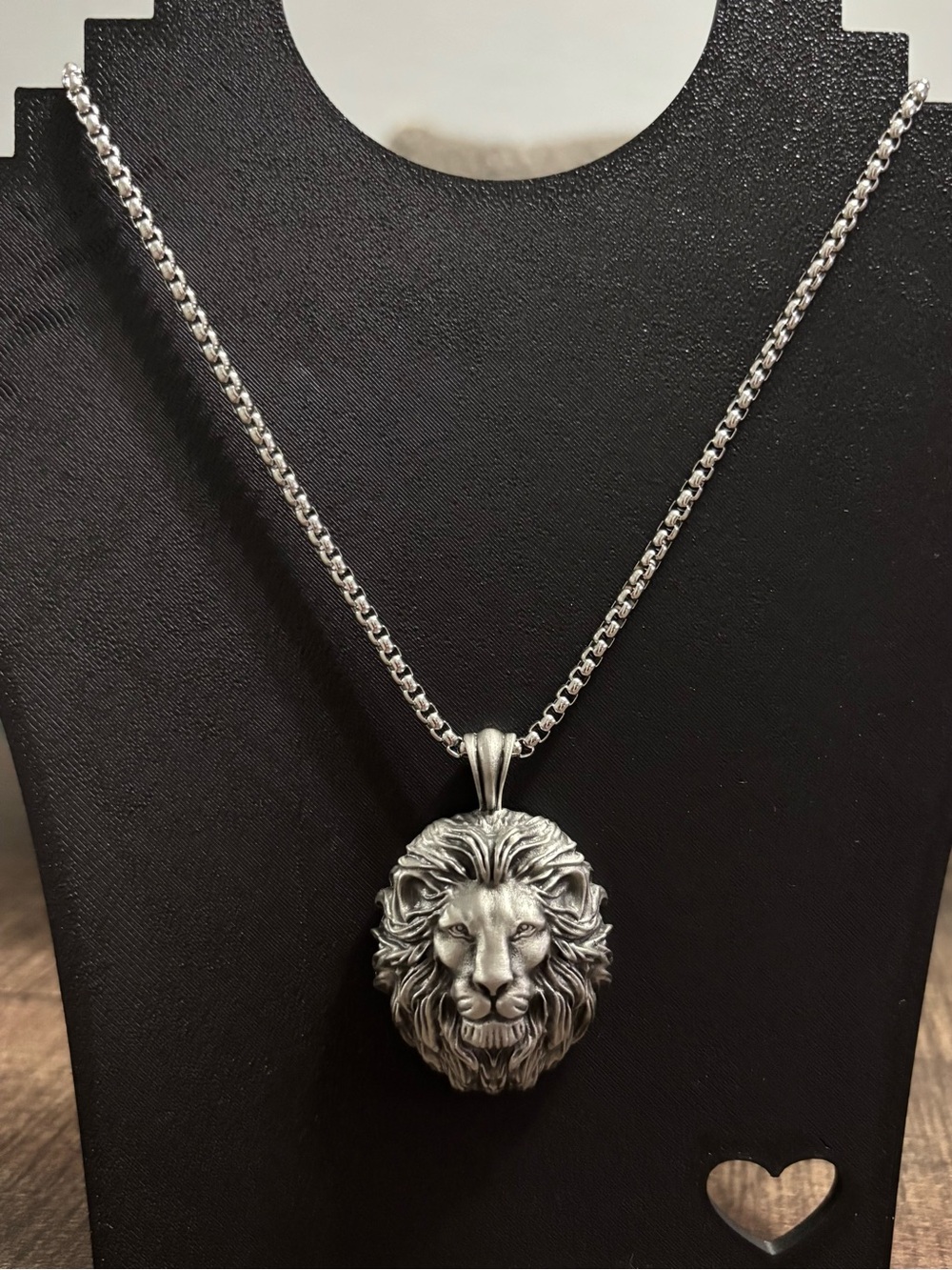 Lion Head Pendant Necklace